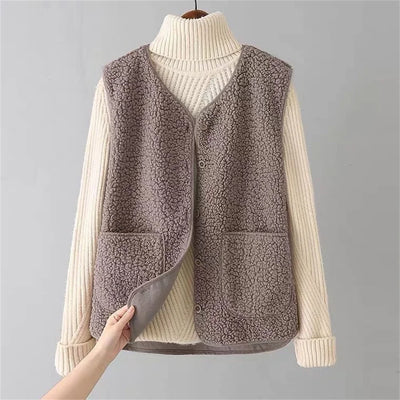 LYDIA - CLASSIC CARDIGAN